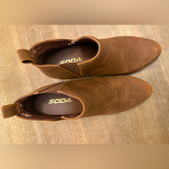 Soda Brown Ankle Boots | Size 7 | Great Condition - Picture 3 of 5